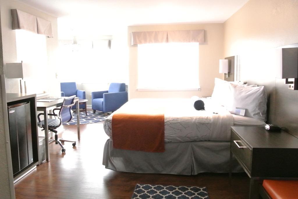Guesthouse Inn&Suites Lexington Extérieur photo