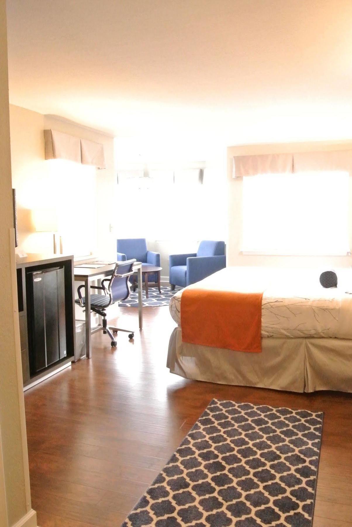 Guesthouse Inn&Suites Lexington Extérieur photo