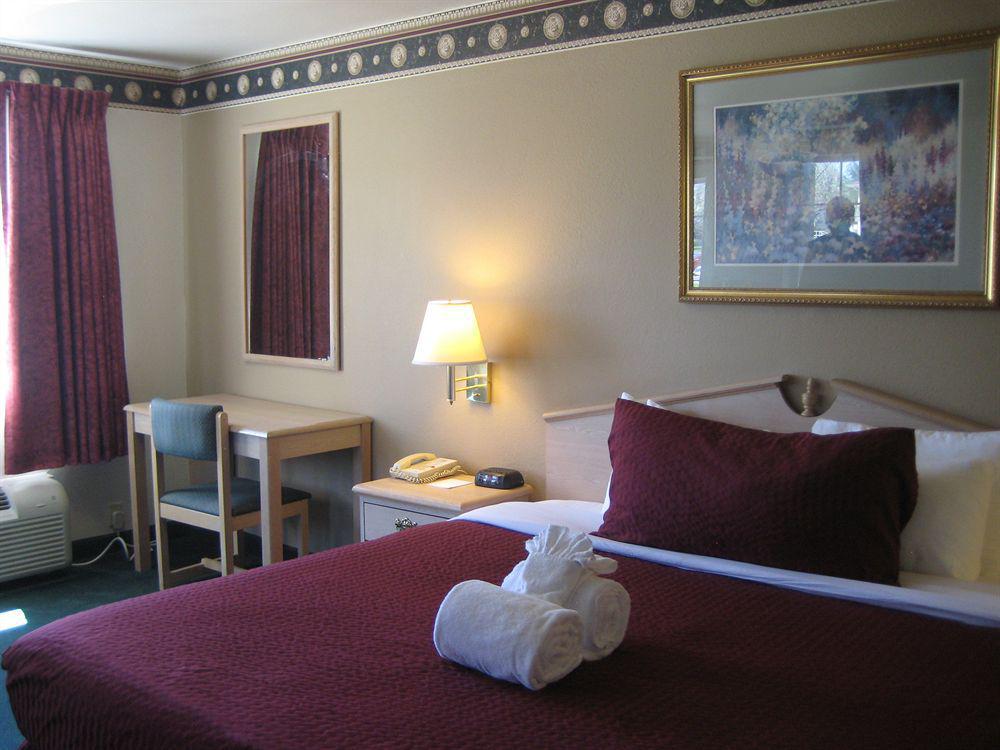 Guesthouse Inn&Suites Lexington Extérieur photo