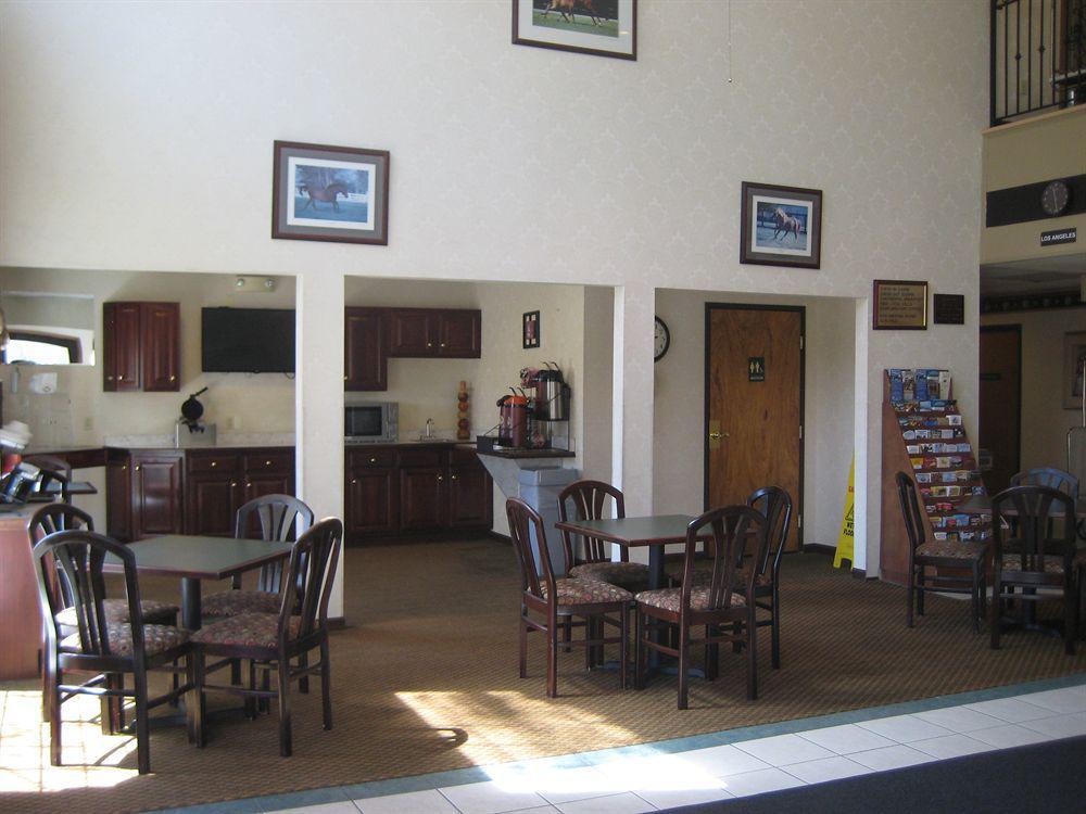 Guesthouse Inn&Suites Lexington Extérieur photo