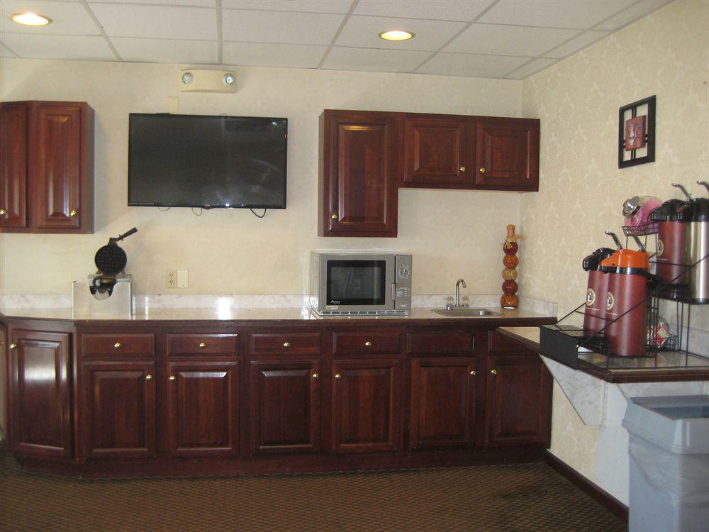 Guesthouse Inn&Suites Lexington Extérieur photo