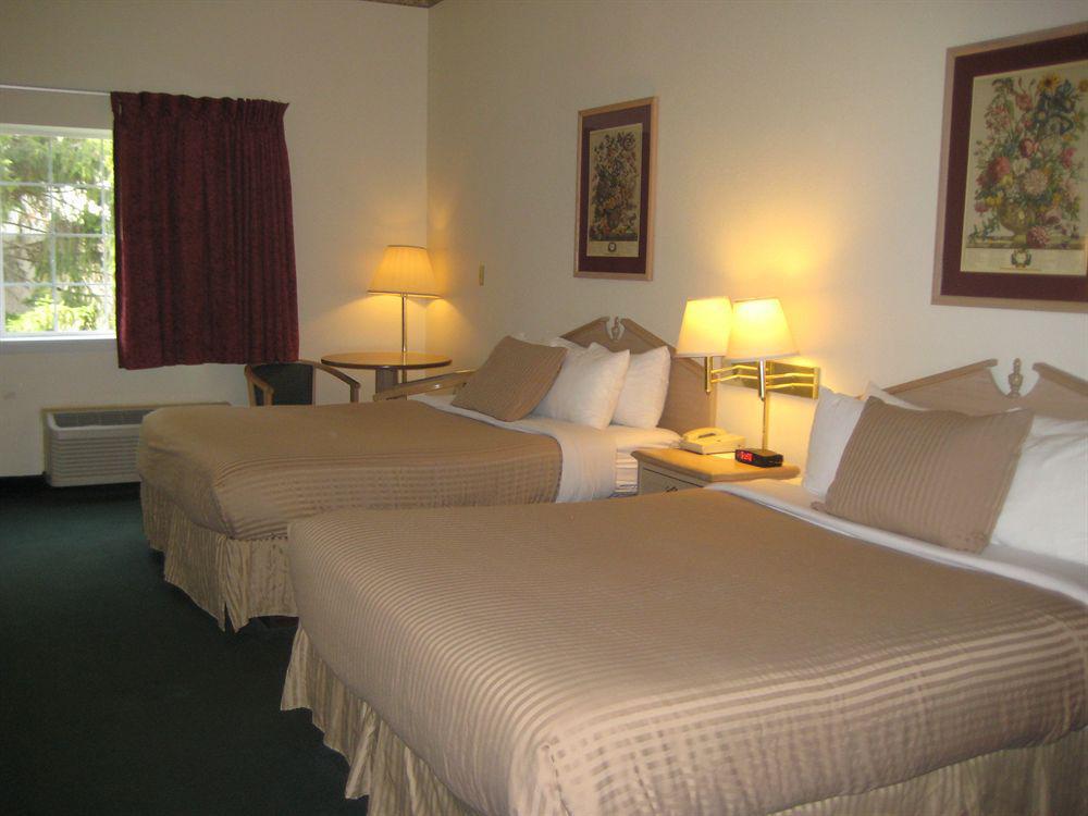 Guesthouse Inn&Suites Lexington Extérieur photo